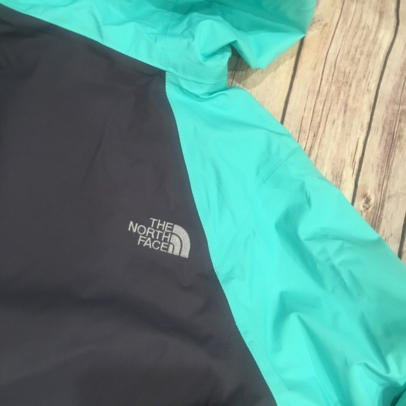 The North Face Hyvent Jacket - Picture 3 of 7